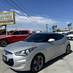 2016 Hyundai Veloster 