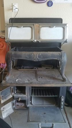 Montgomery Ward wood burning stove for Sale in Sacramento, CA - OfferUp