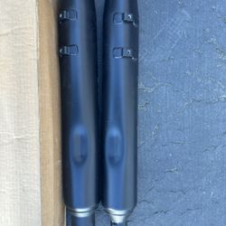 Harley Davidson Stock Exhaust/Pipes Slip ons 