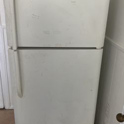 Frigidaire White Refrigerator Work Good 
