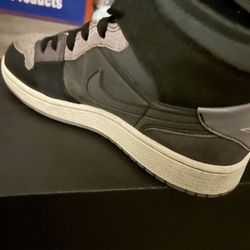 Jordan’s 1 Mid Se Craft