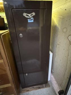 Homak Gun Cabinet