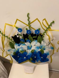 Pipe cleaner flowers