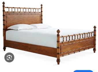 Burnt bamboo palm beach regency schick boho British Colonial style fauxbamboo bed Queen size