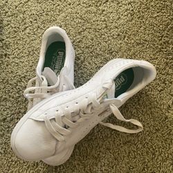 Puma White Tennis Shoes Size 10 Men! 