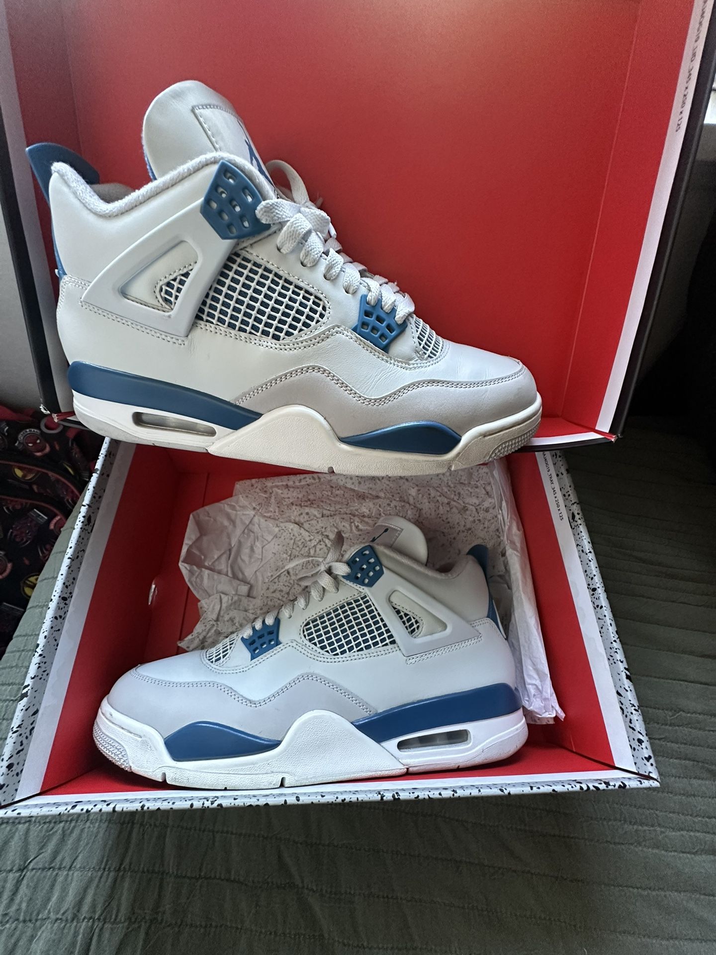 Jordan 4