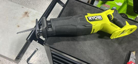 ONE+ HP 18V Brushless Cordless Reciprocating Saw (Tool Only)