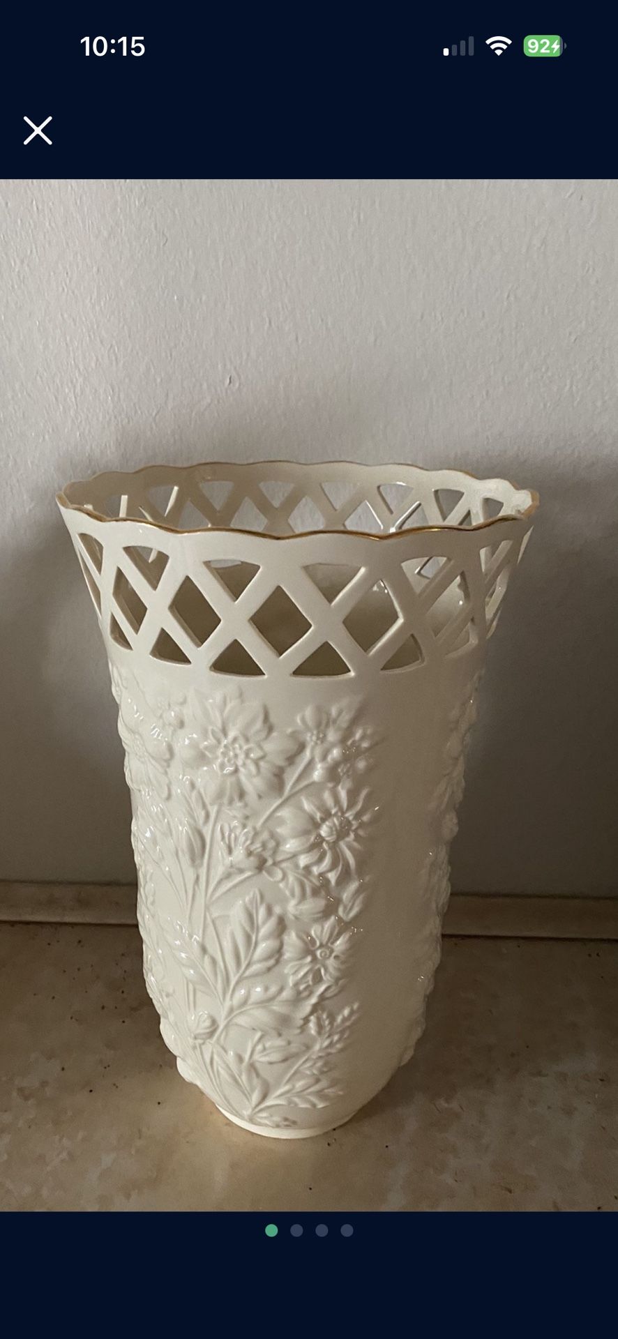 Lenox Vase. NO HOLD