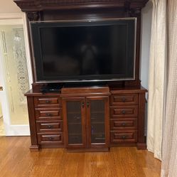 TV CABINET