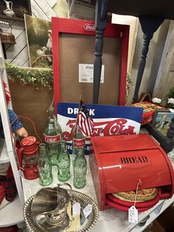 Vintage Decor, Books & Collectibles