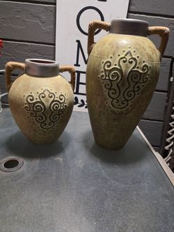 Set of vases