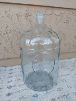 5 Gal Glass Water Bottle, Vintage, Clean, Great for Water Storage,  Like New