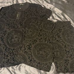 DESIGNER SHIRTS AND SHORTS SETS (READ THE DES6