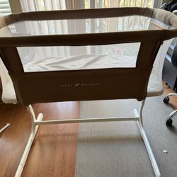 Baby delight Bedside Bassinet