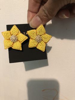 Ann Taylor Beaded Flower Earrings