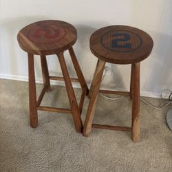 2 Bar Stools 