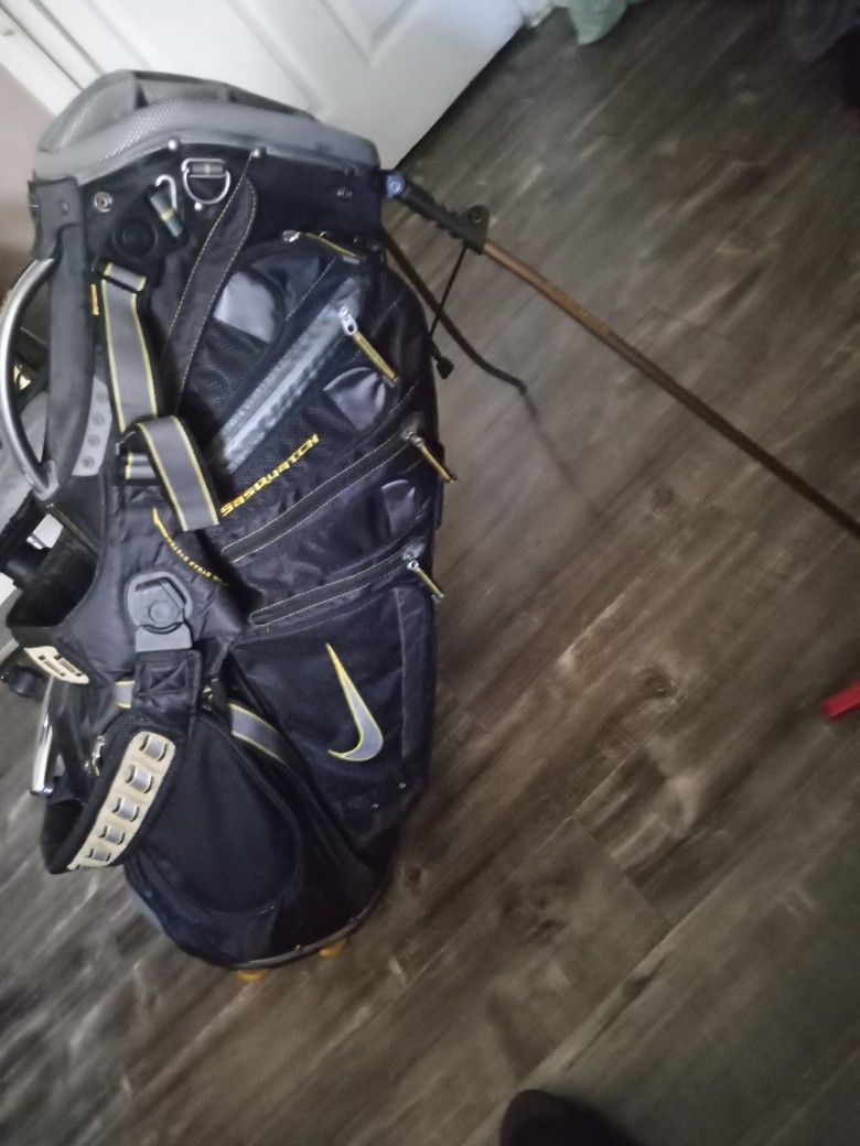 Rare Nike Golf Sasquatch 14way Bag
