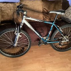 26” Mountain Mongoose Rockadile SX Pro Bike For Mens 7 Speed Excellent Condition $135