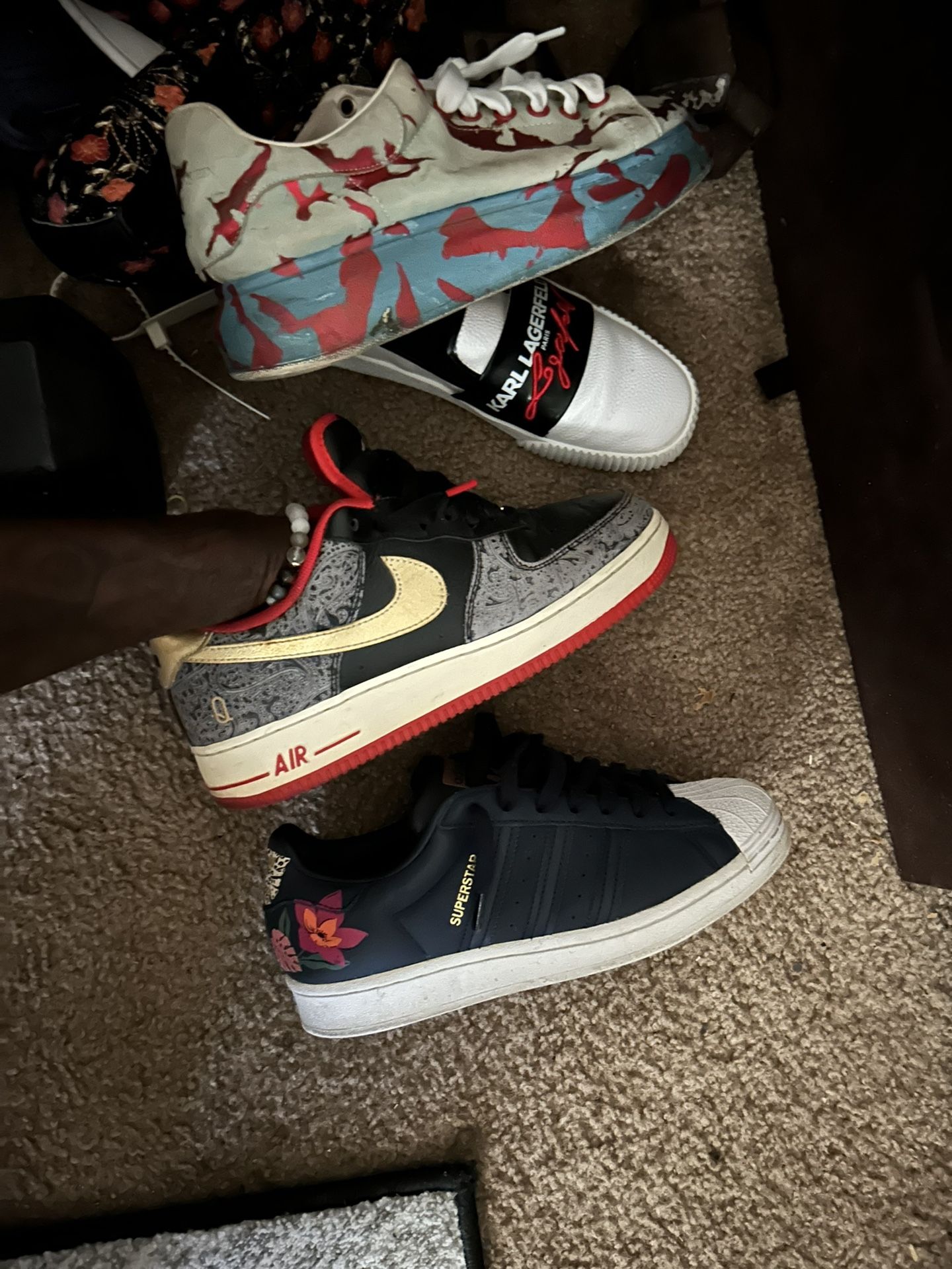 All 3 plus a pair of Alexander’s For free all for 100$ Located In Byram Ms size 9,10.5,10 ,8.5 Need Gone Good business 