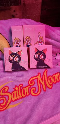 Sailor Moon Colourpop Makeup
