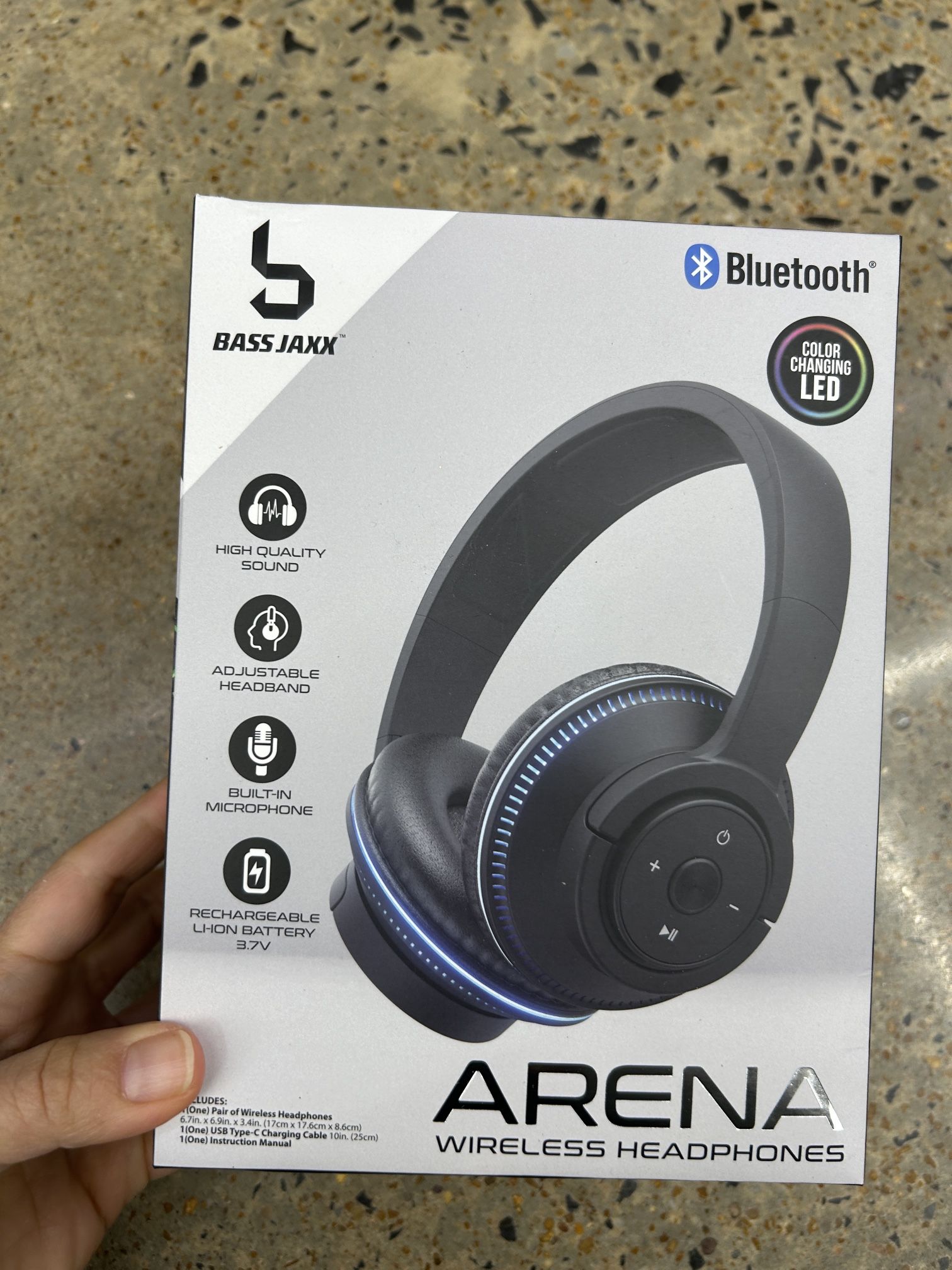 NWT Bluetooth Wireless headphones