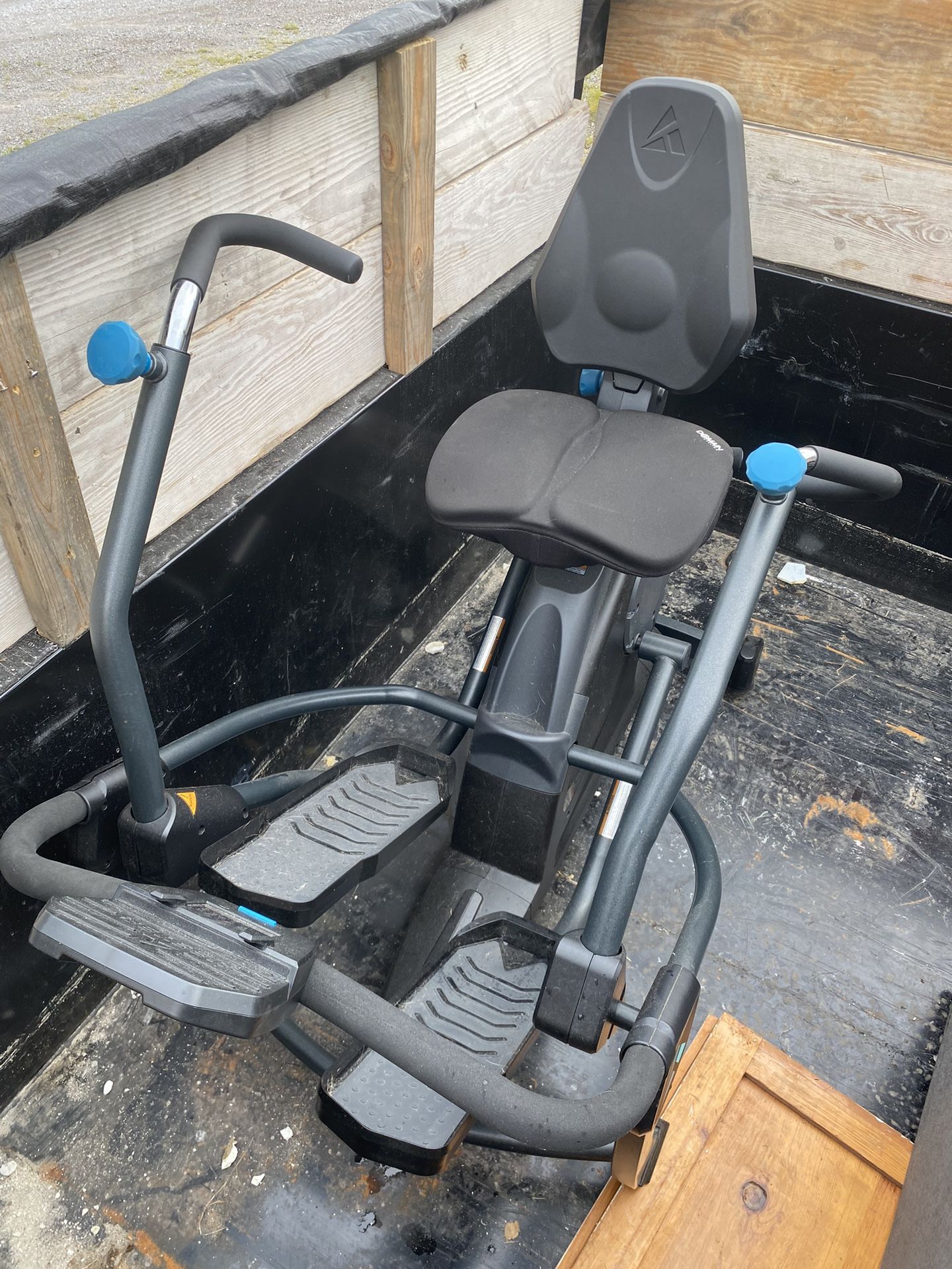 Teeter Free Step Exercise Bike
