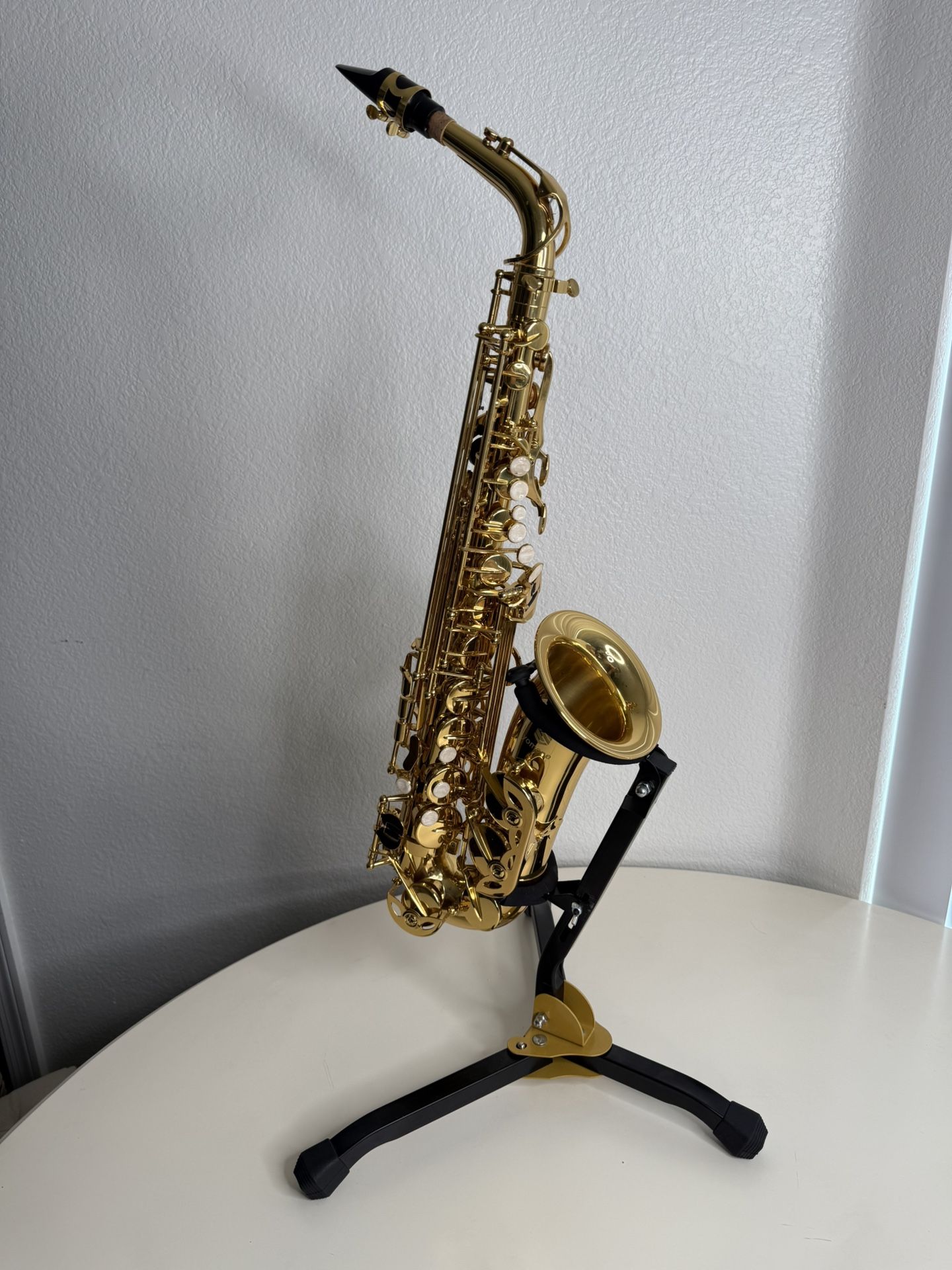 Barely Used Saxophone With Stand