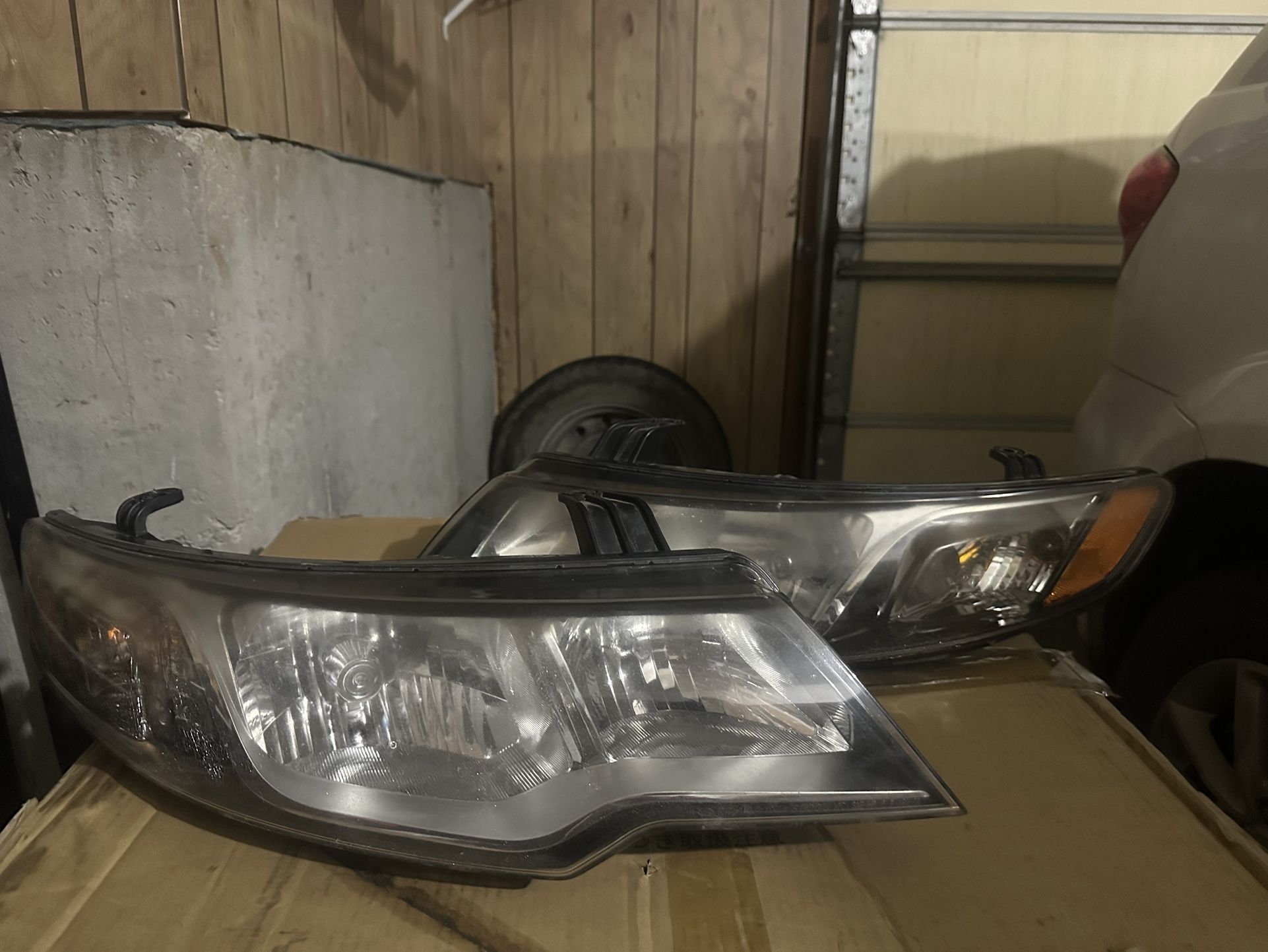 Headlights Kia Forte 2011-2013