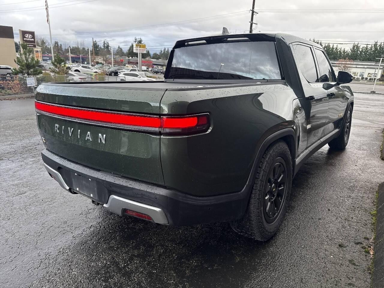2022 Rivian R1T