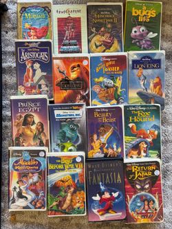 34 Disney VHS tapes - Vintage Lot
