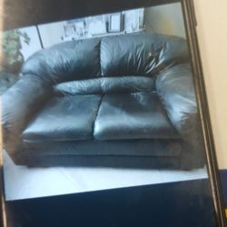 Black Sofa & Loveseat Set $200 Pickup Today 