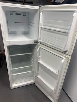 Vissani 18 cu ft refrigerator