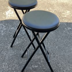 Pair of Folding Bar/Counter Stools from Target, Black. Excellent condition!
