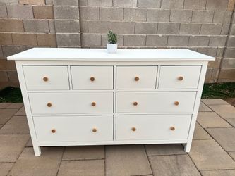 White ikea hemnes 8 drawer dresser