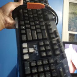 logitech g710+ gaming keyboard