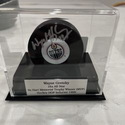 Wayne Gretzky Signed Puck