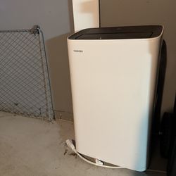Toshiba Portable Air Conditioner 