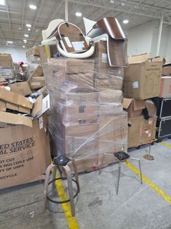 Furniture pallets