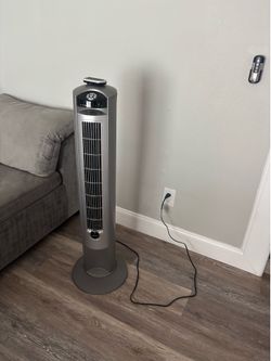 Lasko Standing Fan - Remote Controlled