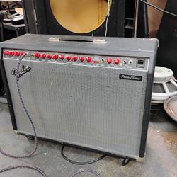 Fender Power Chorus 2-Channel 2 x 65-Watt 2x12