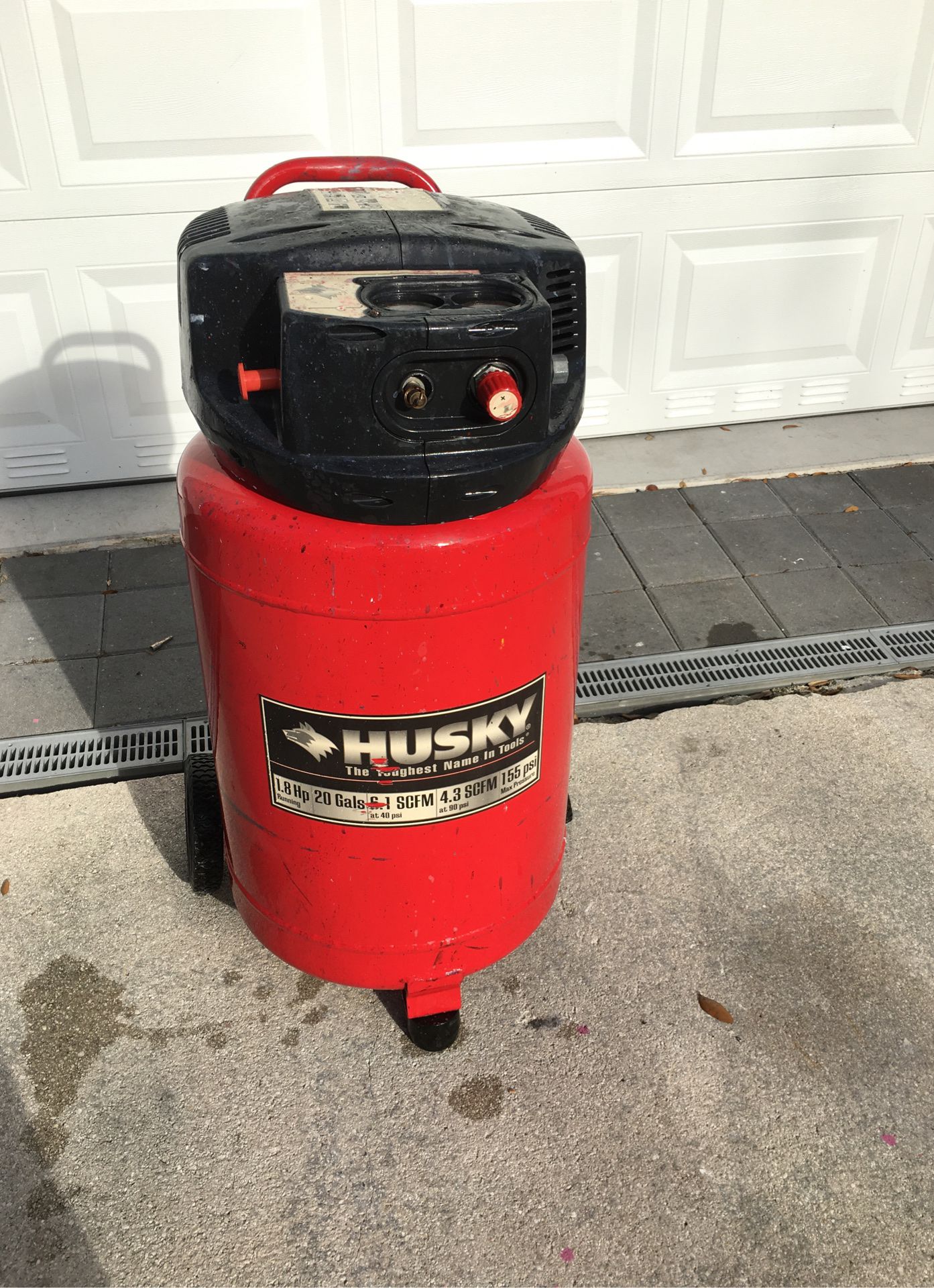 Husky 1.8 hp 20 gallon 155 psi air compressor. Huskies really built a name for themselves now