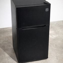 RCA 2 Door Fridge