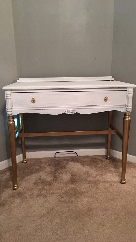 Antique writing desk/vanity