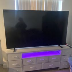 Brand New 75 Inch Smart Tv & Tv Stand For Sale