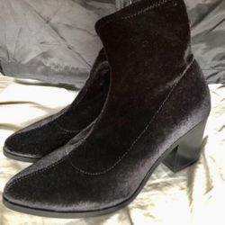 Black Velvet Sock Boots - Forever 21 