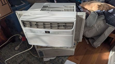 Air conditioner 6,000 btus