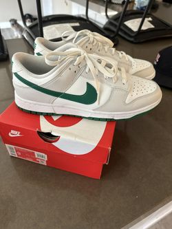 Nike Shoes Size 9