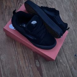  Vans Knu Skool 
