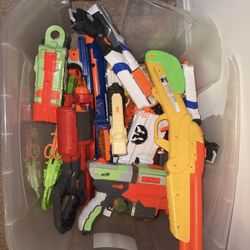 Random Nerf Toy Guns