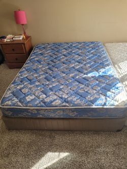 Queen Bed and Spring Box. Address- 11711 Wallstreet, 78230.